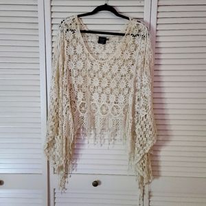 Crochet cropped pancho